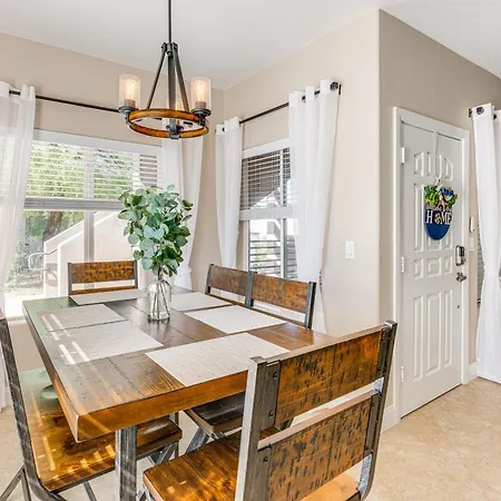 Mesquite Apartment Walk To Wolf Creek Golf Club!